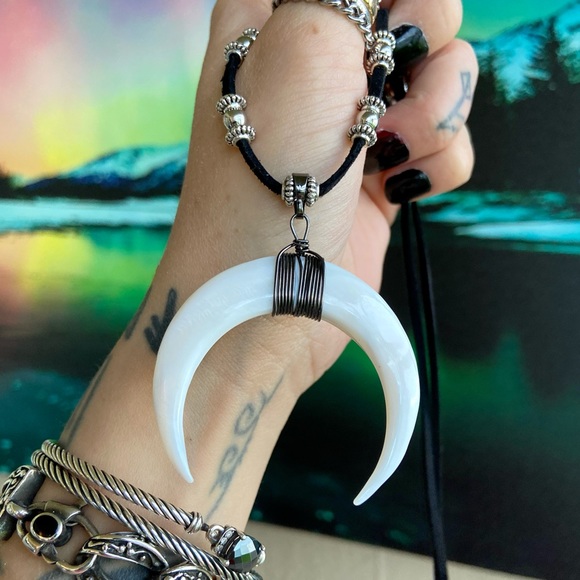 Mother of pearl up side down crecent moon charm on adjustable black suede cord - Picture 9 of 12